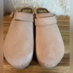 MÍA Alma clog blush pink suede size 38